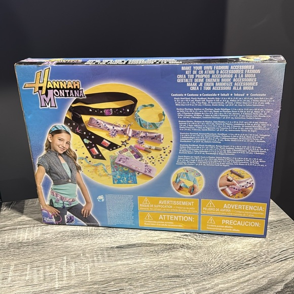 NEW: Hannah Montana: Make Your Own Fashion Accessories Set - Picture 2 of 11
